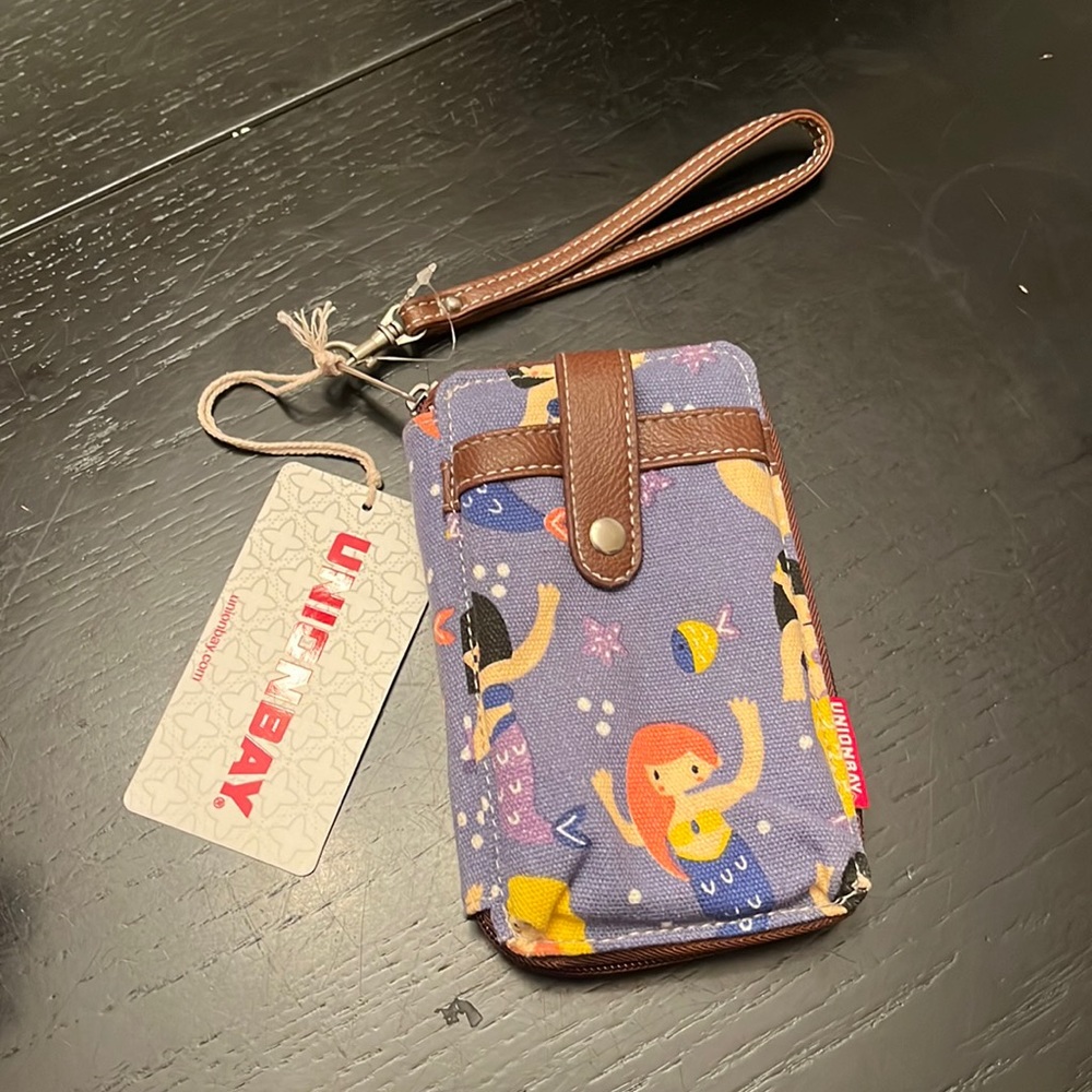 iPhone case + wallet